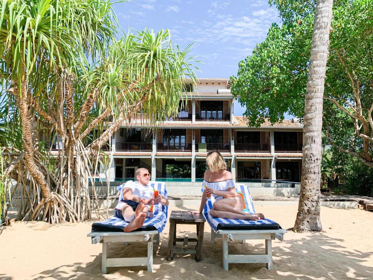 Serein Beach Hotel Tangalle Exterior photo